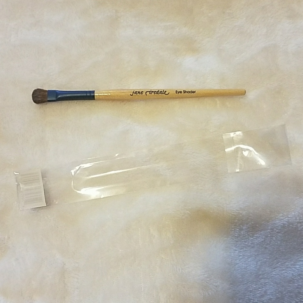 Jane Iredale brushes